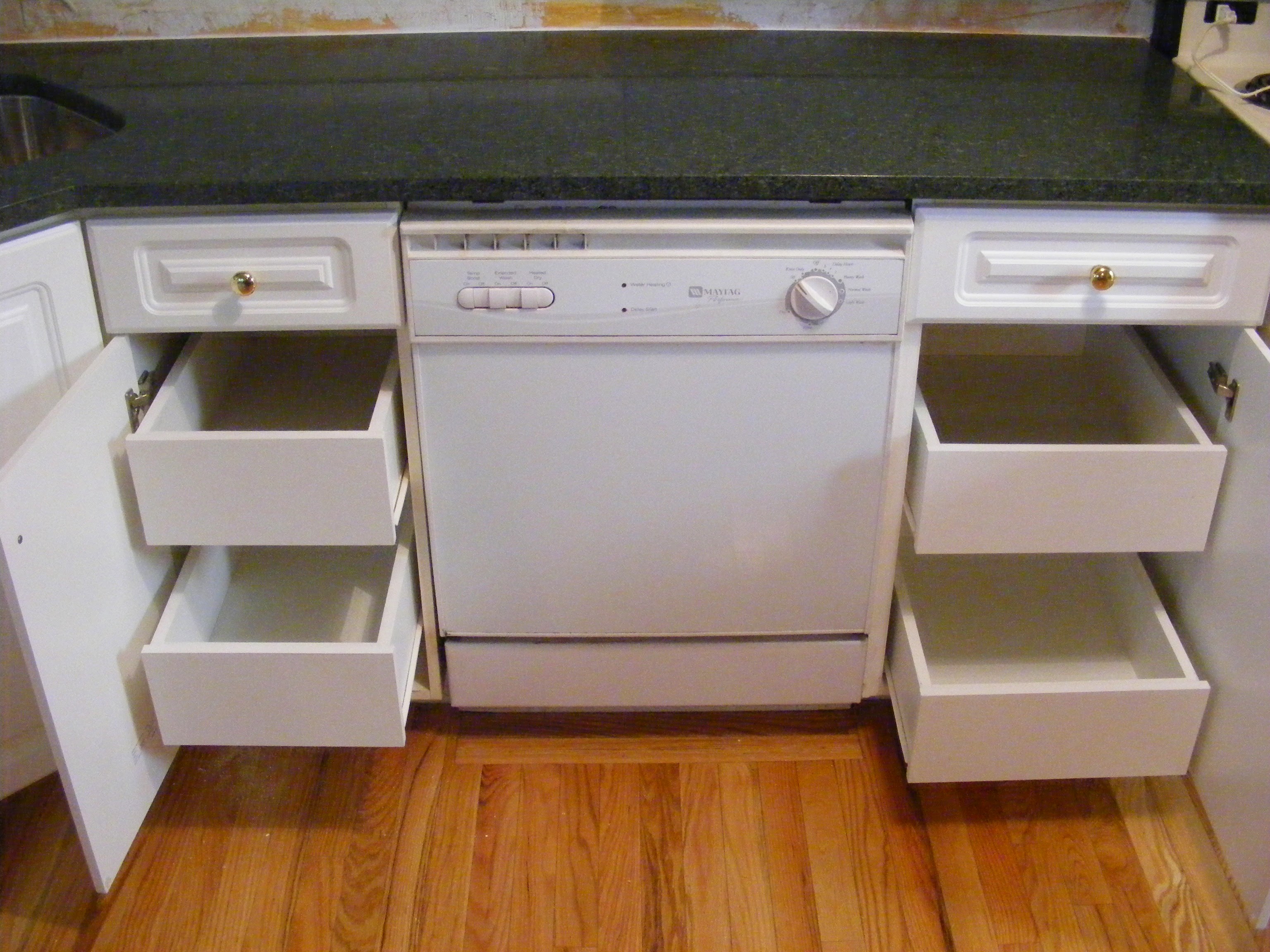 Dartmouth’s Kitchen Cabinet Refacing: A Success Story